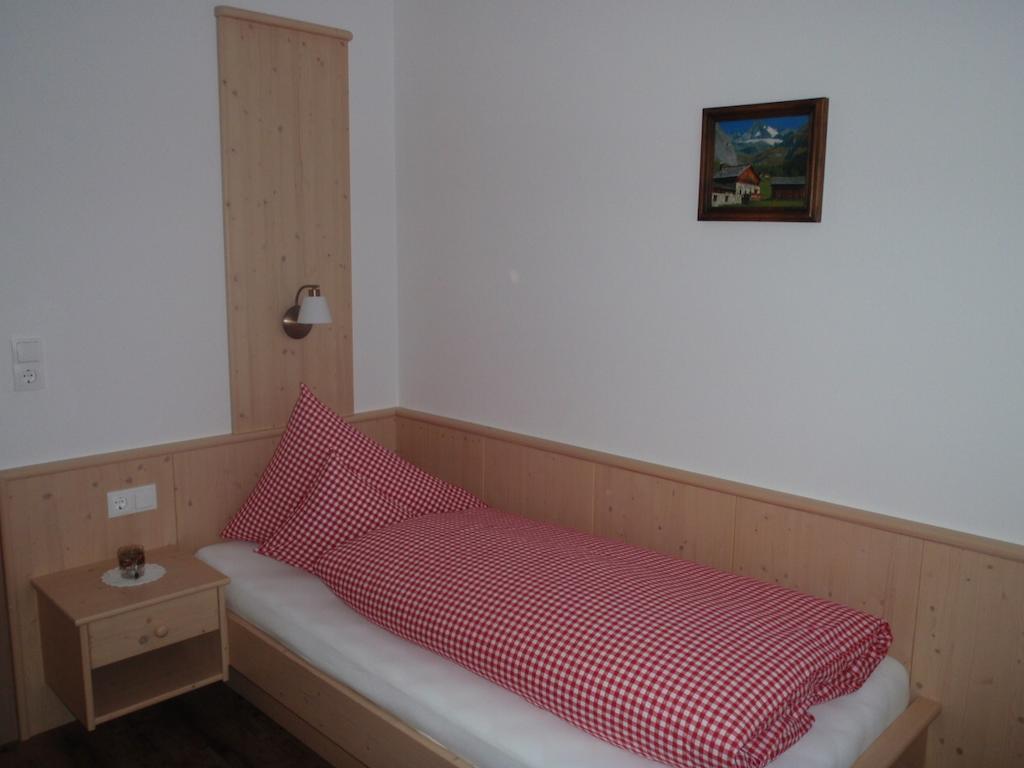 Landhaus Alpenjaeger Hainzenberg Camera foto